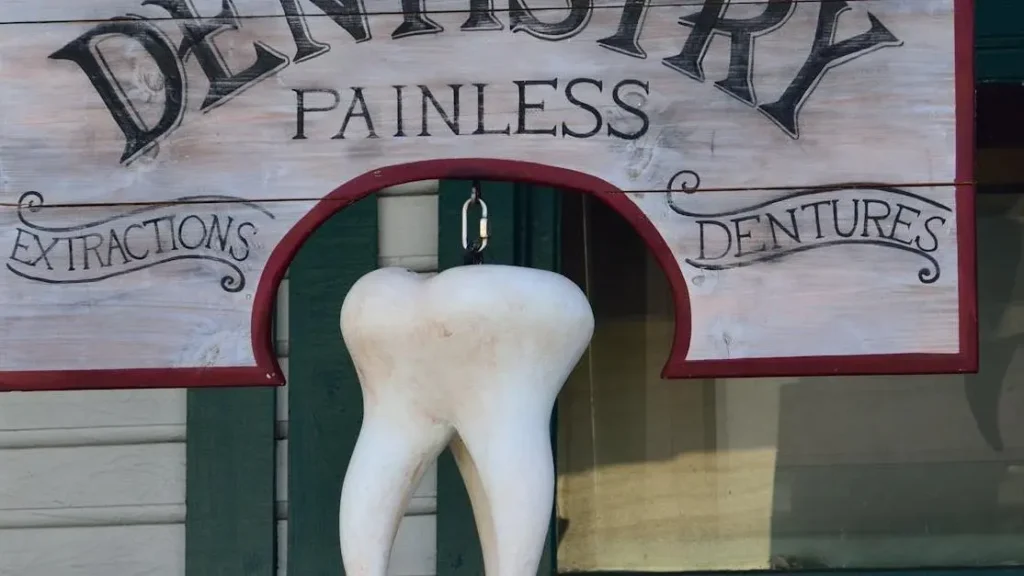 Full vs. Partial Dentures: What’s the Difference?