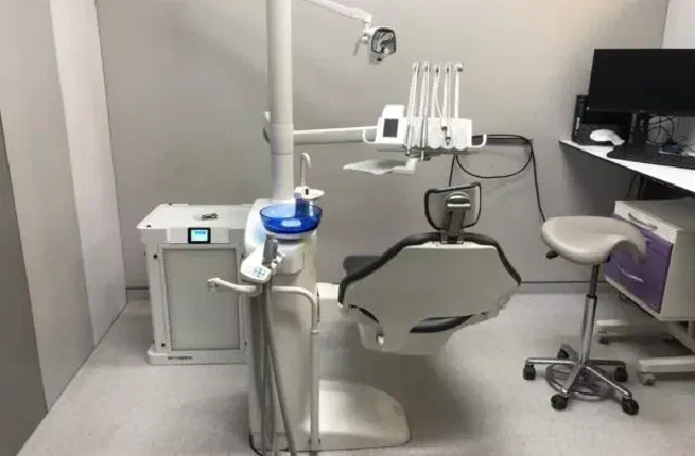 An air-purification unit used in a dental clinic