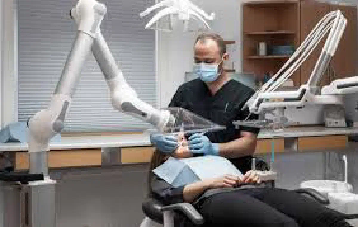 An air-purification unit used in a dental clinic